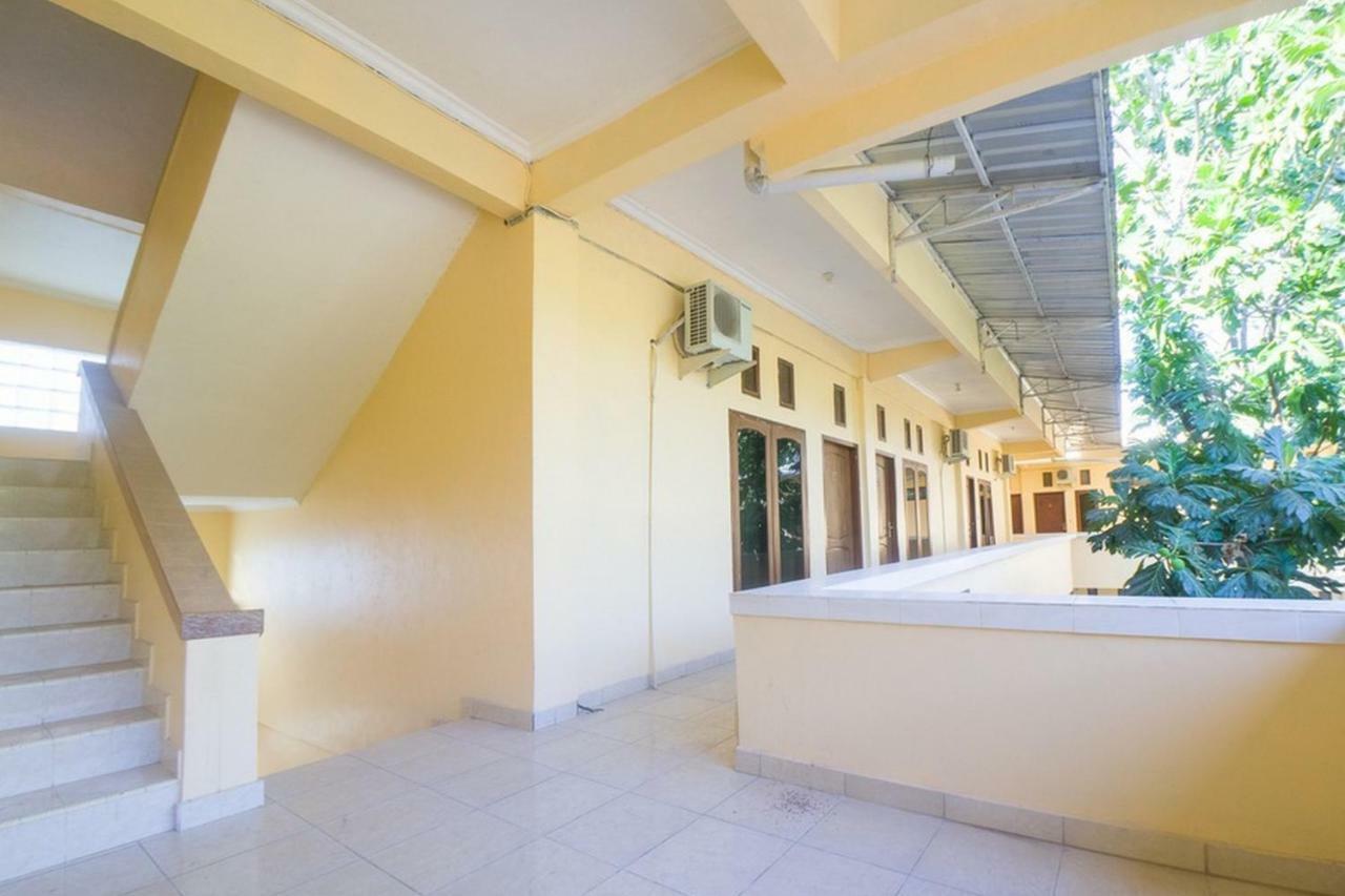 Reddoorz Near Nusa Cendana University Kupang  Dış mekan fotoğraf
