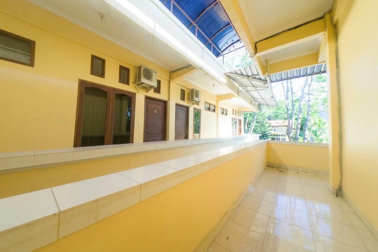 Reddoorz Near Nusa Cendana University Kupang  Dış mekan fotoğraf